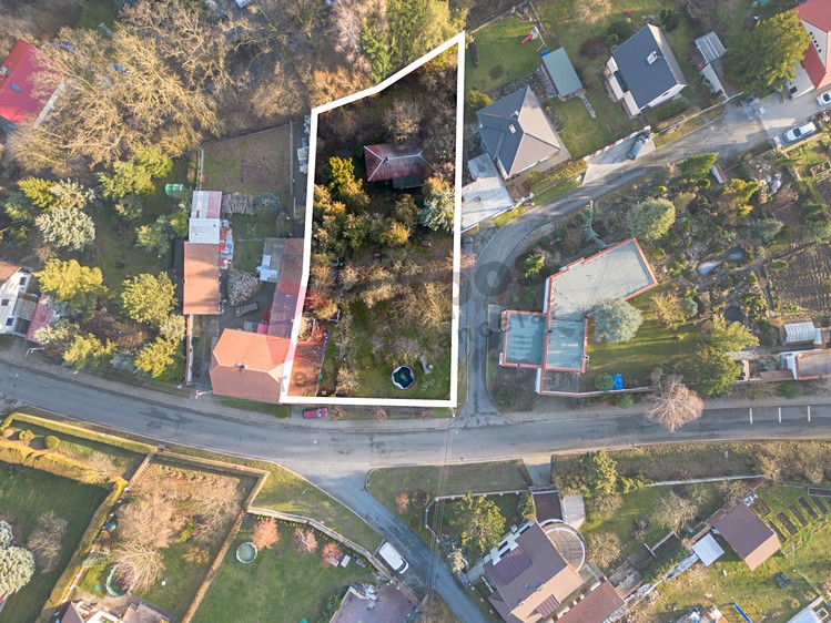 Prodej stavebního pozemku 1 378 m² - foto 2