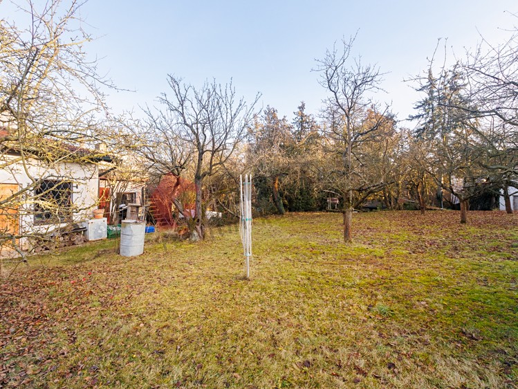 Prodej stavebního pozemku 1 378 m² - foto 5