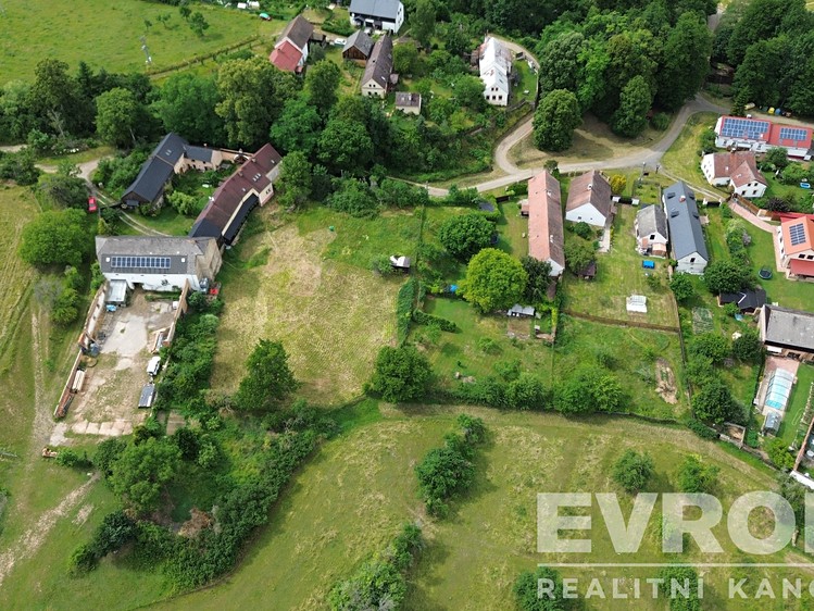 Prodej stavebního pozemku 2 093 m² - foto 7