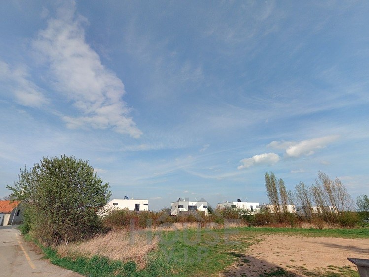 Prodej stavebního pozemku 1 273 m² - foto 1
