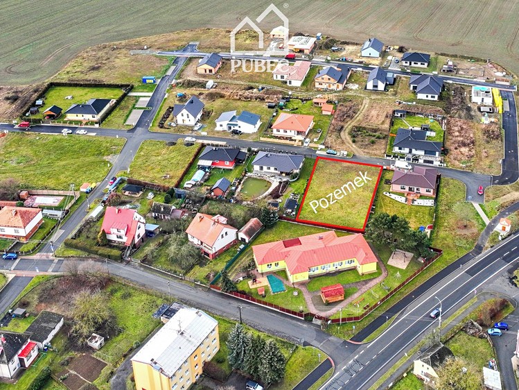 Prodej stavebního pozemku 1 220 m² - foto 3