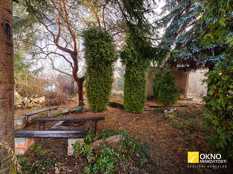 Prodej  stavebního pozemku 855 m² - foto 6