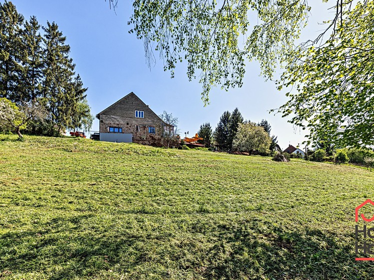 Prodej stavebního pozemku 2 000 m² - foto 8