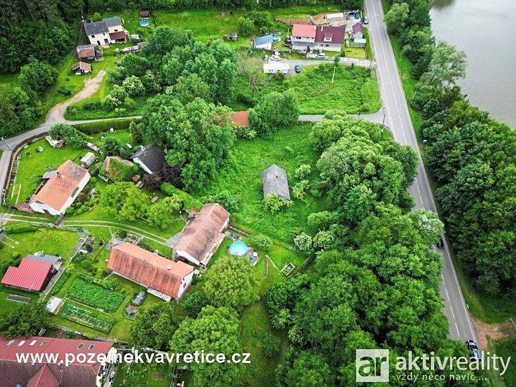 Prodej stavebního pozemku 2 505 m² - foto 5