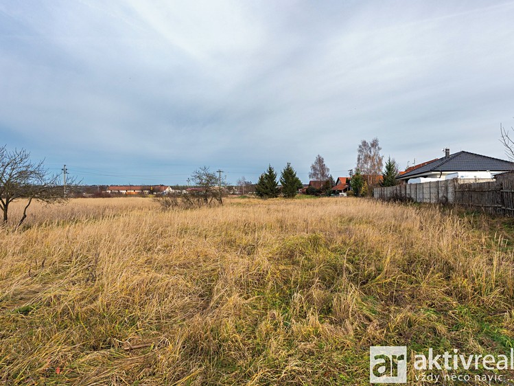Prodej stavebního pozemku 909 m² - foto 2