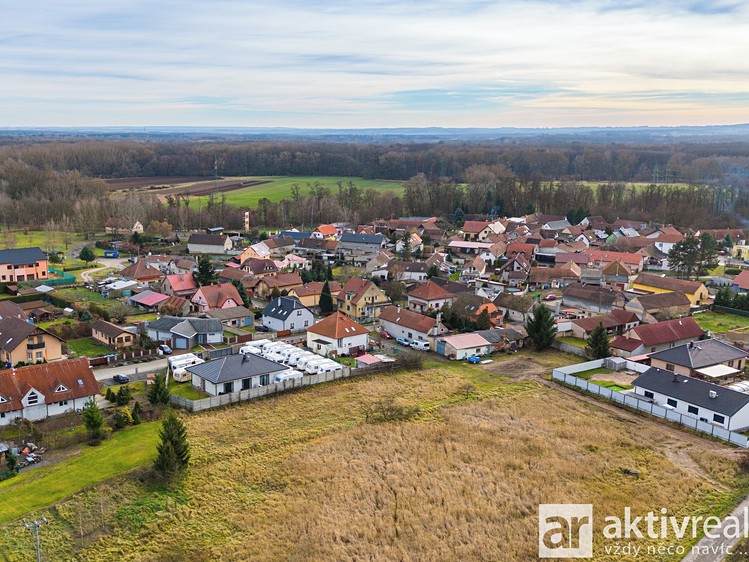 Prodej stavebního pozemku 909 m² - foto 8