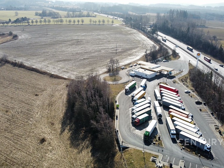 Prodej podílu 4/6 komerčního pozemku 14 661 m² - foto 8
