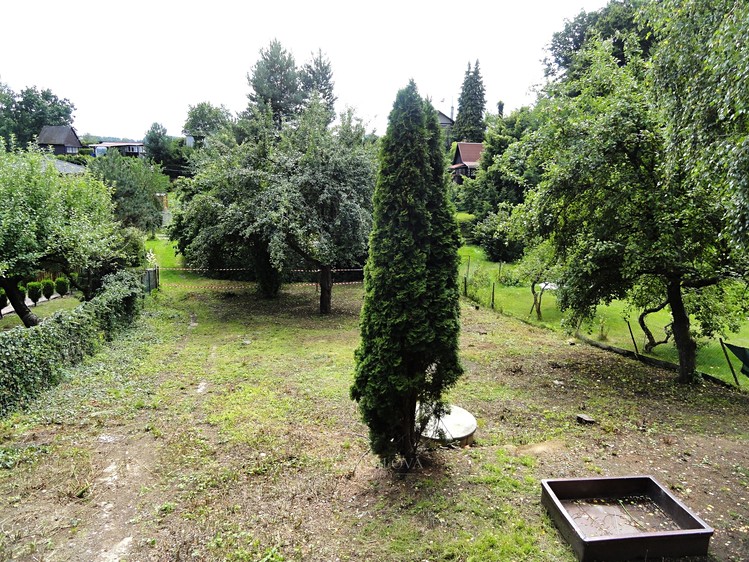 Prodej stavebního pozemku 898 m² - foto 2