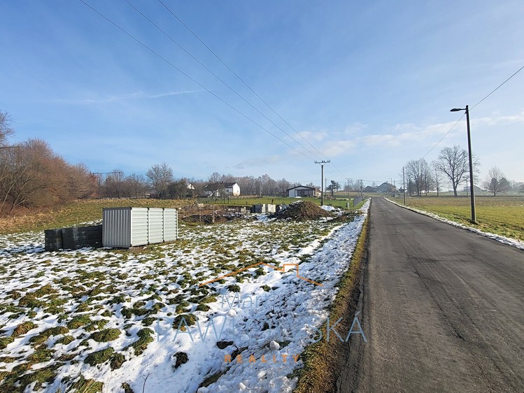 Prodej stavebního pozemku 1 801 m² - foto 3