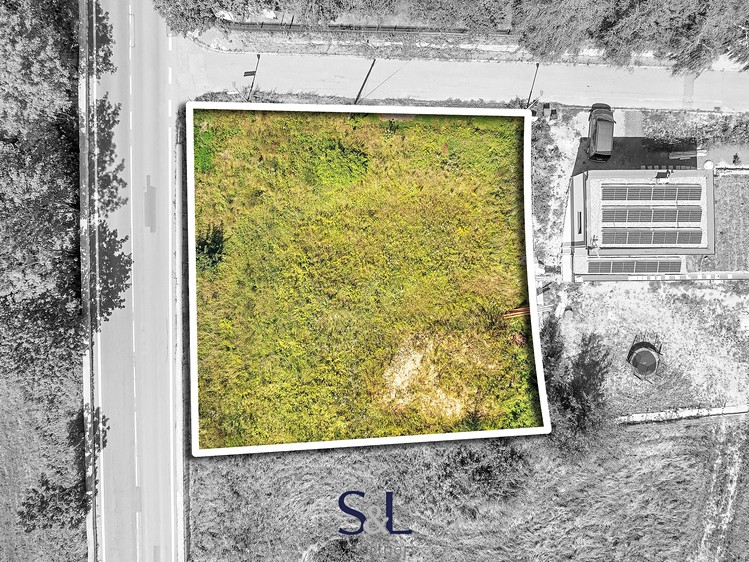 Prodej stavebního pozemku 989 m² - foto 8