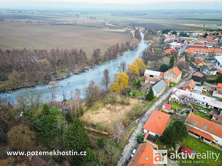 Prodej stavebního pozemku 880 m² - foto 3