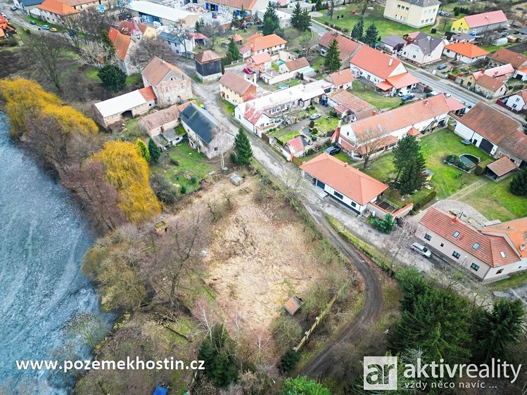 Prodej stavebního pozemku 880 m² - foto 4