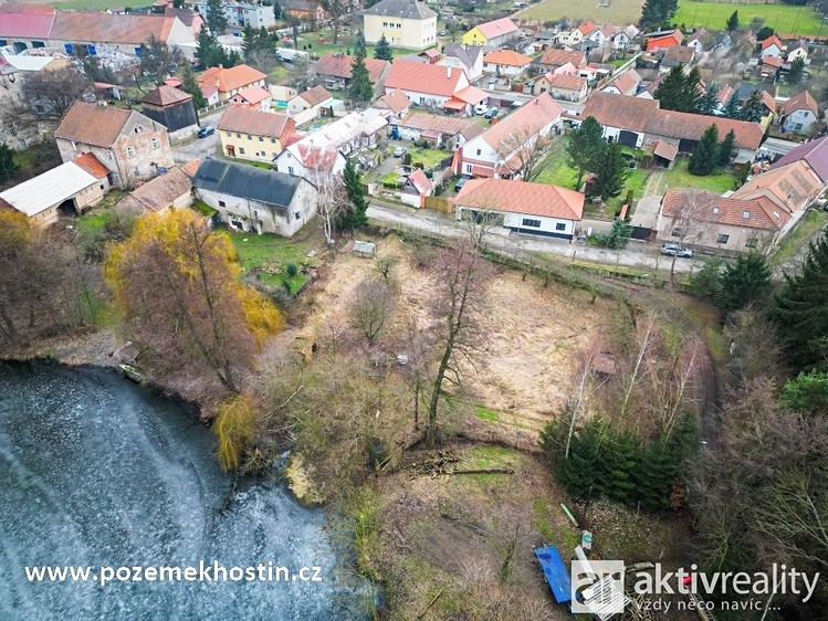 Prodej stavebního pozemku 880 m² - foto 7