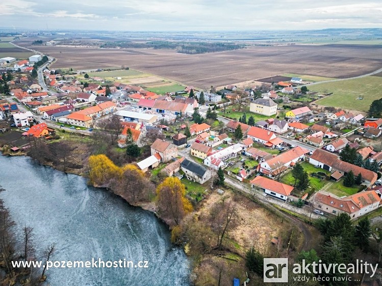 Prodej stavebního pozemku 880 m² - foto 5