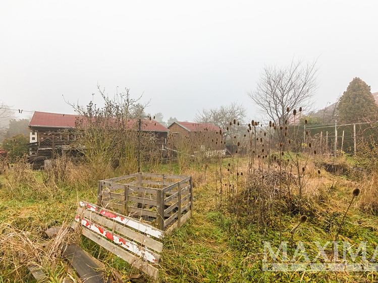 Prodej stavebního pozemku 907 m² - foto 2