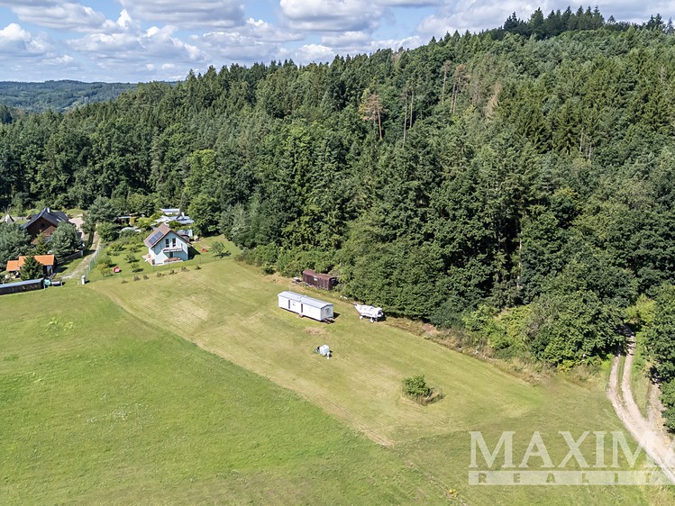 Prodej stavebního pozemku 2 863 m² - foto 2