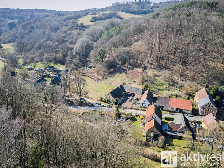 Prodej stavebního pozemku 5 862 m² - foto 2