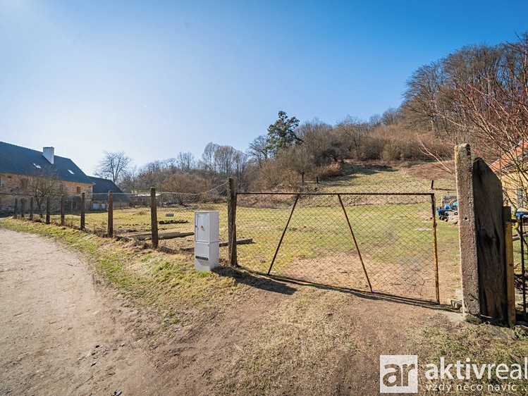 Prodej stavebního pozemku 5 862 m² - foto 3