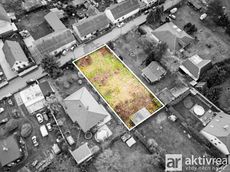 Prodej stavebního pozemku 927 m² - foto 6