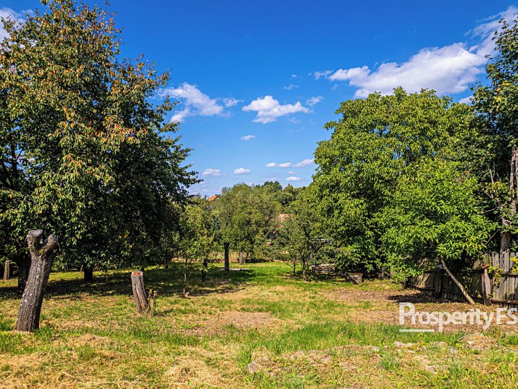Prodej stavebního pozemku 1 000 m² - foto 4