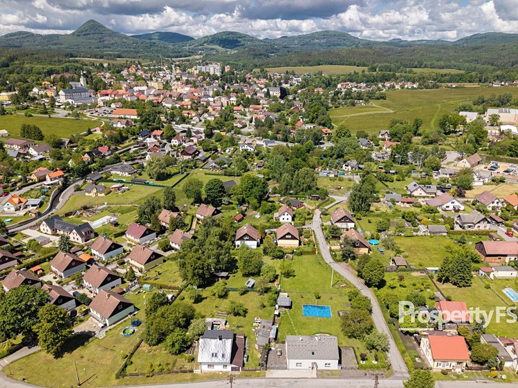 Prodej stavebního pozemku 1 280 m² - foto 7