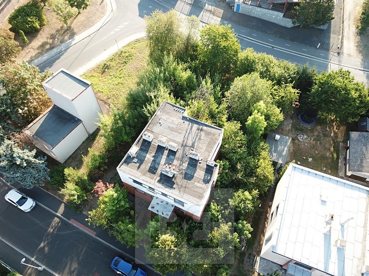 Prodej stavebního pozemku 789 m² - foto 1