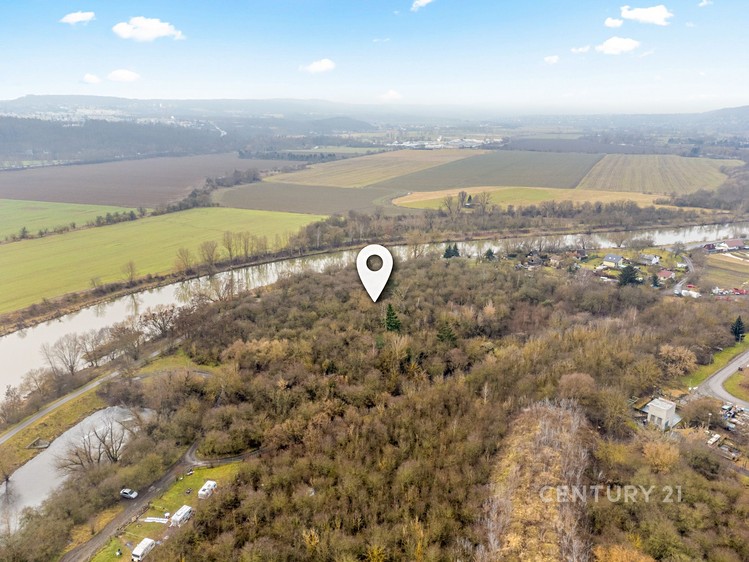 Prodej komerčního pozemku 15 465 m² - foto 8