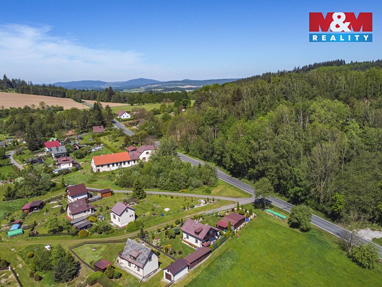 Prodej  stavebního pozemku 1 734 m² - foto 5