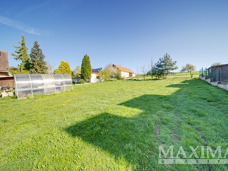 Prodej stavebního pozemku 1 129 m² - foto 1