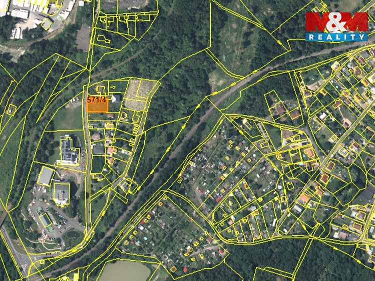 Prodej stavebního pozemku 909 m² - foto 3