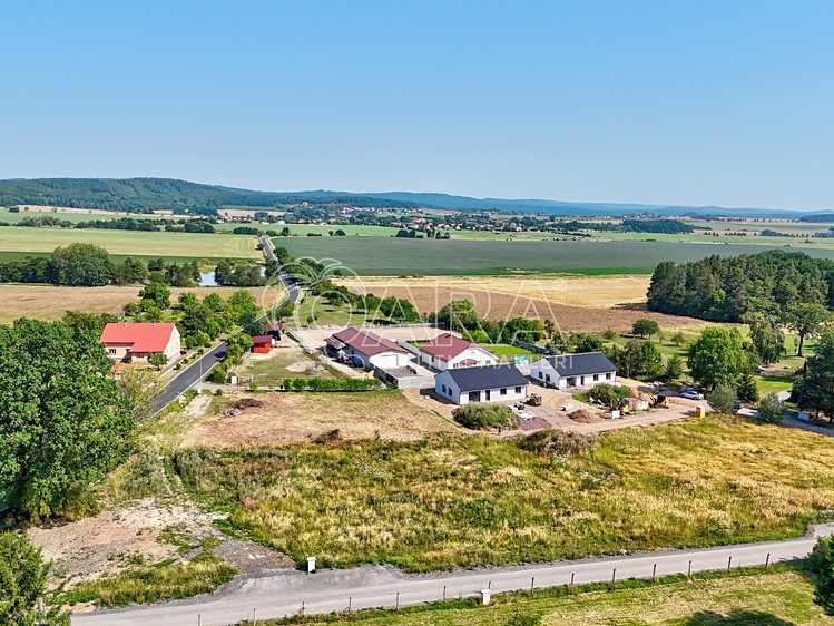 Prodej  stavebního pozemku 1 339 m² - foto 4