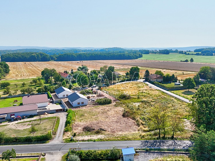 Prodej  stavebního pozemku 1 339 m² - foto 8