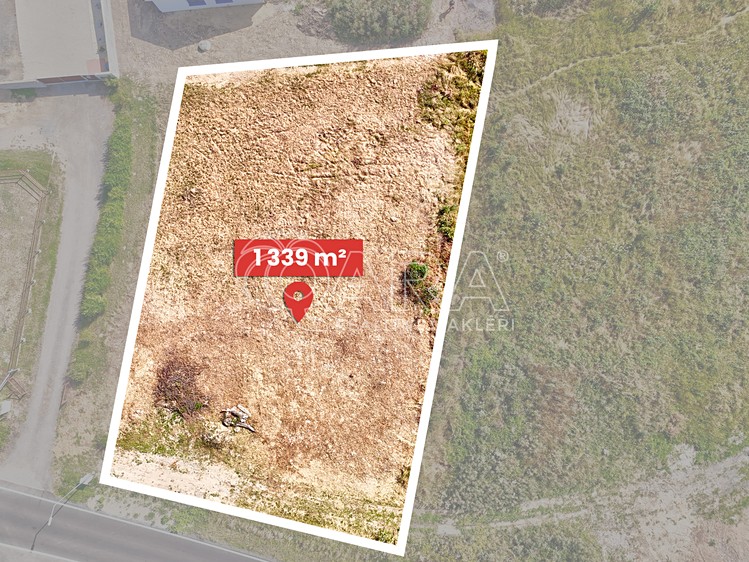 Prodej  stavebního pozemku 1 339 m² - foto 5