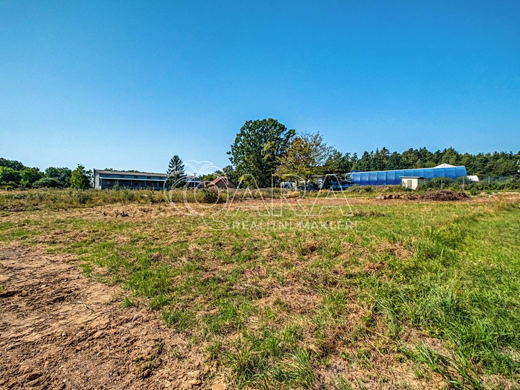 Prodej  stavebního pozemku 1 339 m² - foto 7