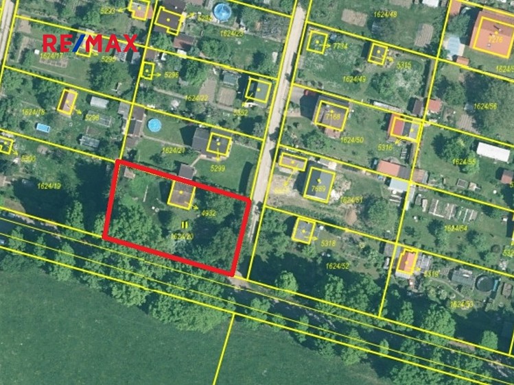 Prodej stavebního pozemku 846 m² - foto 6