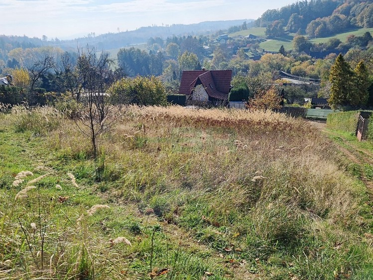 Prodej stavebního pozemku 915 m² - foto 3