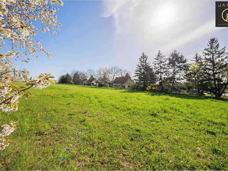 Prodej  stavebního pozemku 819 m² - foto 3