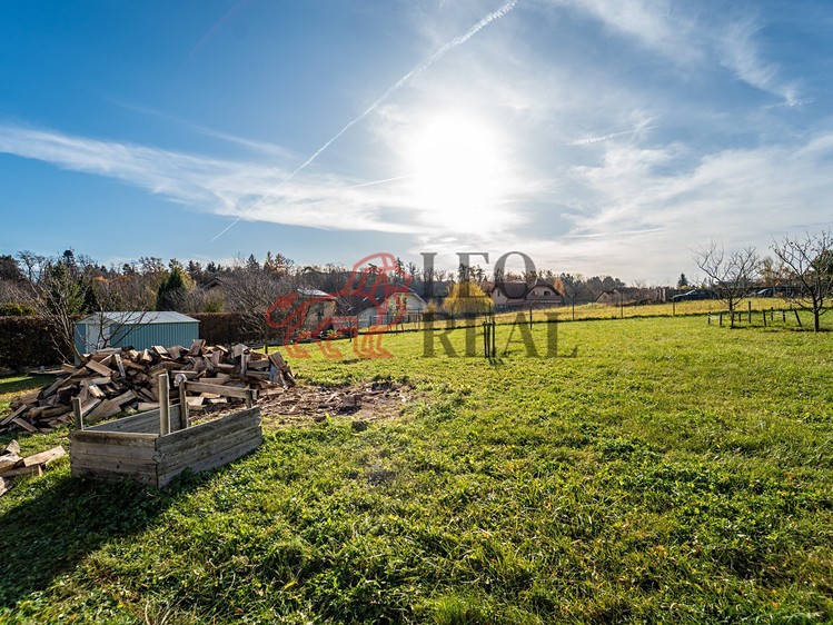 Prodej  stavebního pozemku 1 036 m² - foto 6