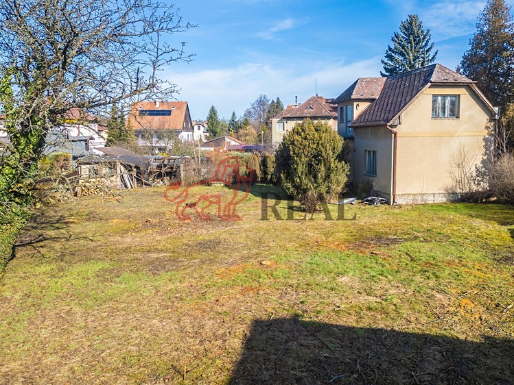 Prodej stavebního pozemku 466 m² - foto 7