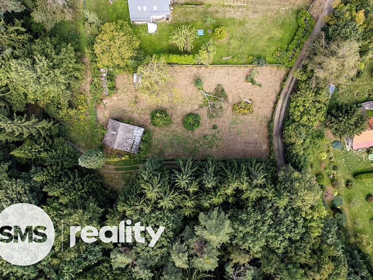 Prodej stavebního pozemku 1 560 m² - foto 2