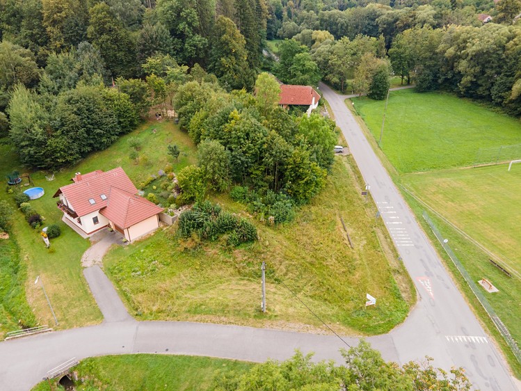 Prodej  stavebního pozemku 1 081 m² - foto 4