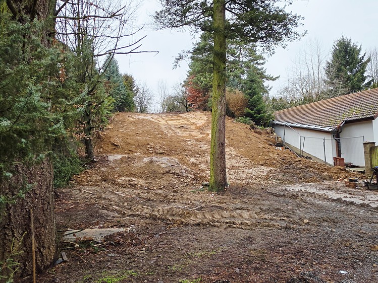 Prodej  stavebního pozemku 1 774 m² - foto 3
