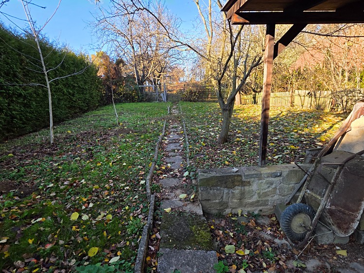 Prodej  stavebního pozemku 1 774 m² - foto 7