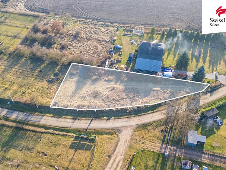 Prodej stavebního pozemku 1 176 m² - foto 1