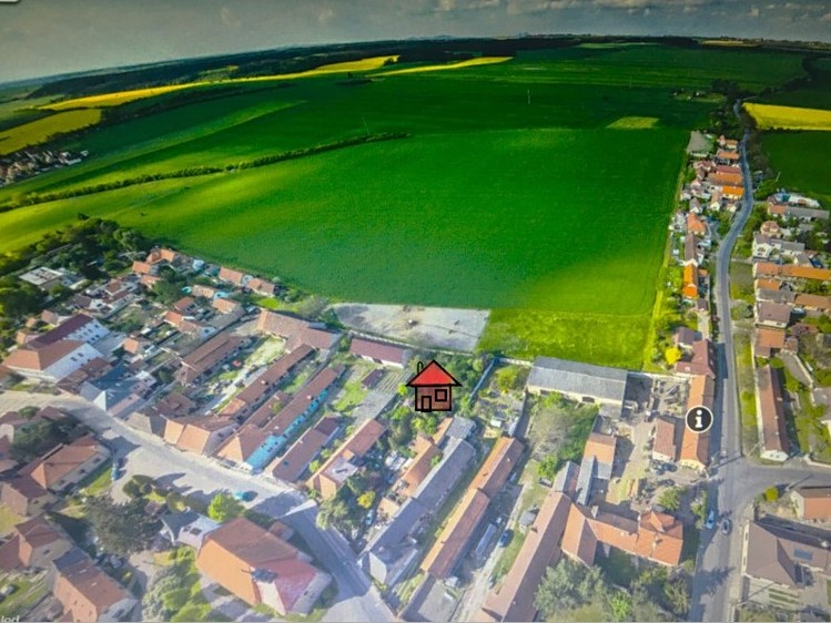 Prodej stavebního pozemku 895 m² - foto 7