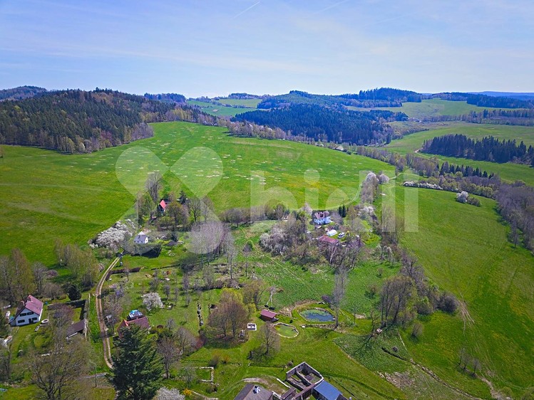 Prodej  stavebního pozemku 10 000 m² - foto 6