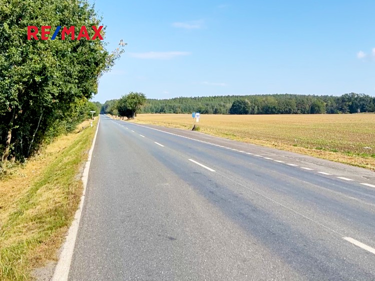 Prodej komerčního pozemku 76 524 m² - foto 5