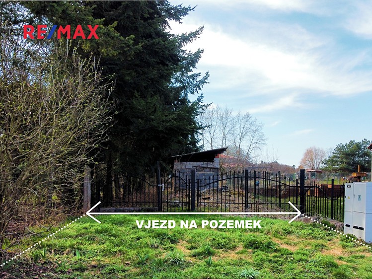 Prodej stavebního pozemku 1 005 m² - foto 2