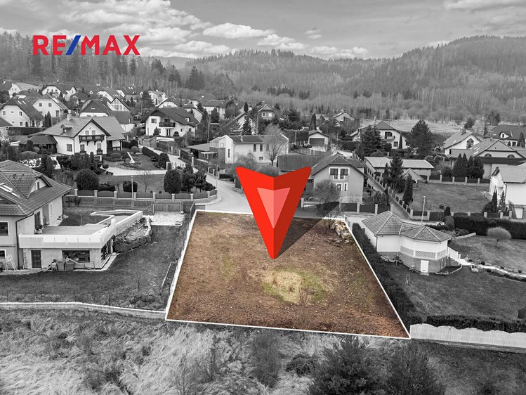 Prodej stavebního pozemku 822 m² - foto 8