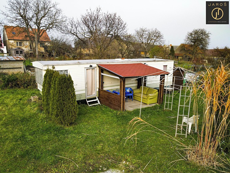 Prodej stavebního pozemku 1 266 m² - foto 6